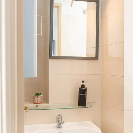 Apartment Cream Little - M1 - Center