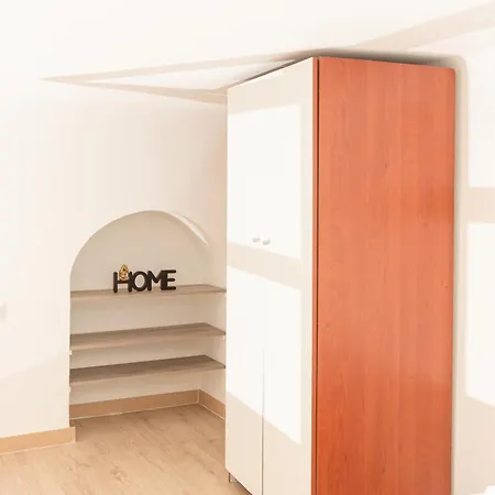 Cream Little - M1 - Center Apartment Milan