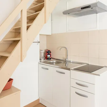 Apartment Cream Little - M1 - Center